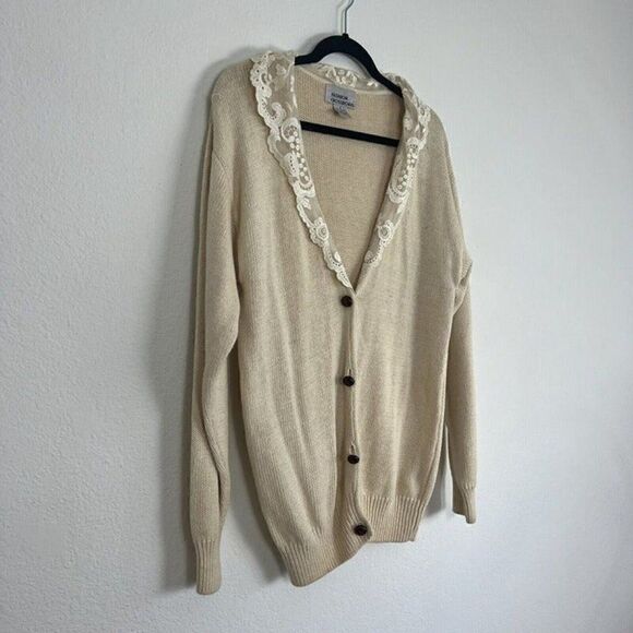 Fashion Crossroads knit Cardigan Sweater Vintage Button Down Cream Lace Collar - Picture 7 of 10